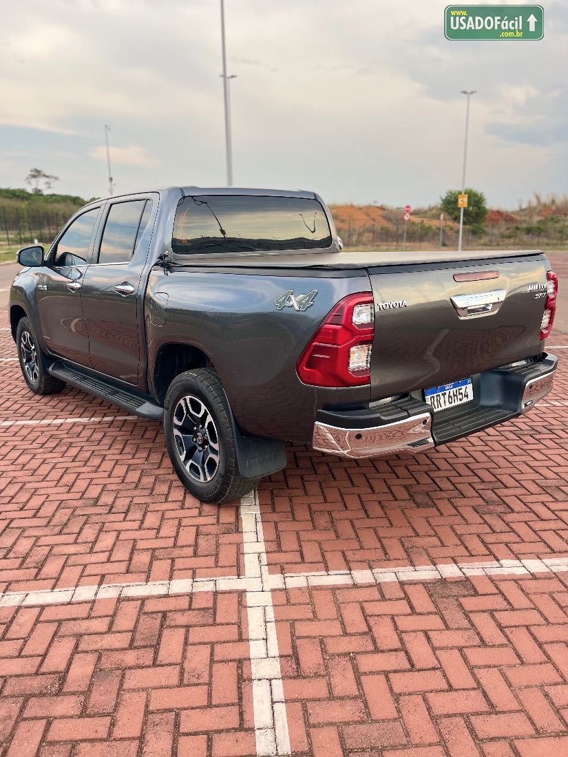 Toyota Hilux SRX CD 2.8 4x4 TDI Automático Diesel 2023/2023 — foto 5 de 15