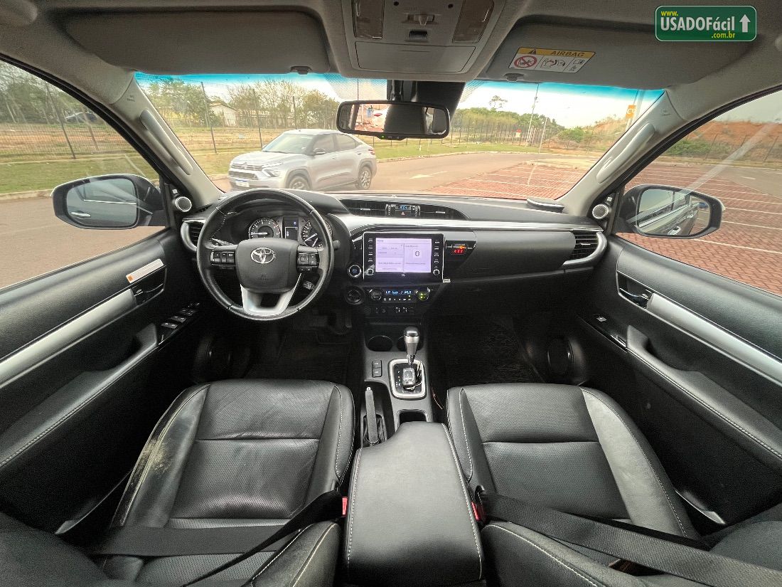 Toyota Hilux SRX CD 2.8 4x4 TDI Automático Diesel 2023/2023 — foto 8 de 15