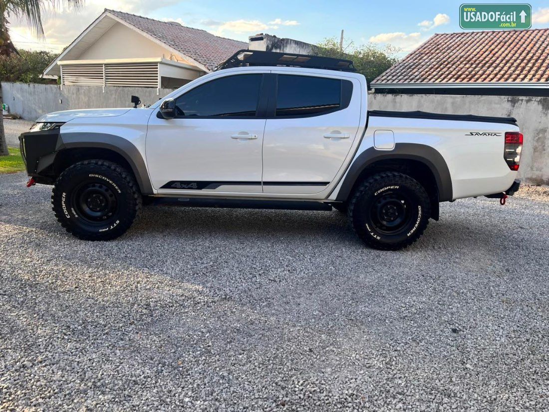 Mitsubishi L200 Triton Savana 2.4 4x4 Automático Diesel 2023/2024 — foto 12 de 12