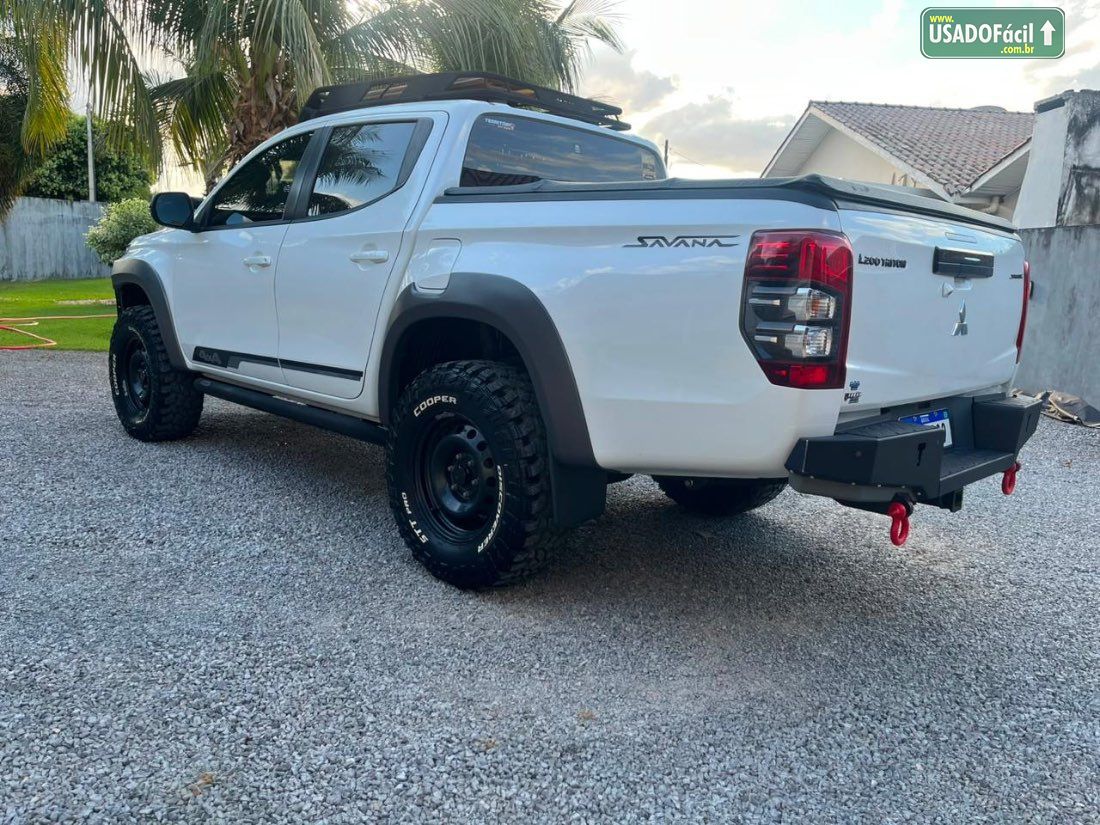 Mitsubishi L200 Triton Savana 2.4 4x4 Automático Diesel 2023/2024 — foto 3 de 12