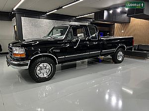 FORD F-250 XLT 7.5