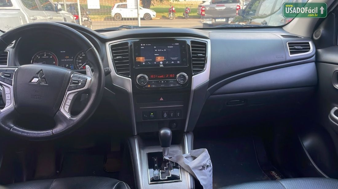 Mitsubishi L200 Triton Sport HPE-S CD 2.4 Automático Diesel 2021/2022 — foto 4 de 7