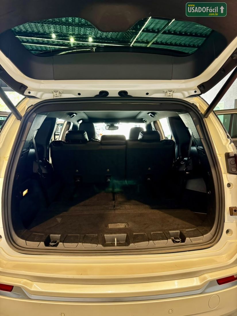 Jeep Commander Limited T270 1.3 Turbo Automático Flex 2022/2022 — foto 14 de 15