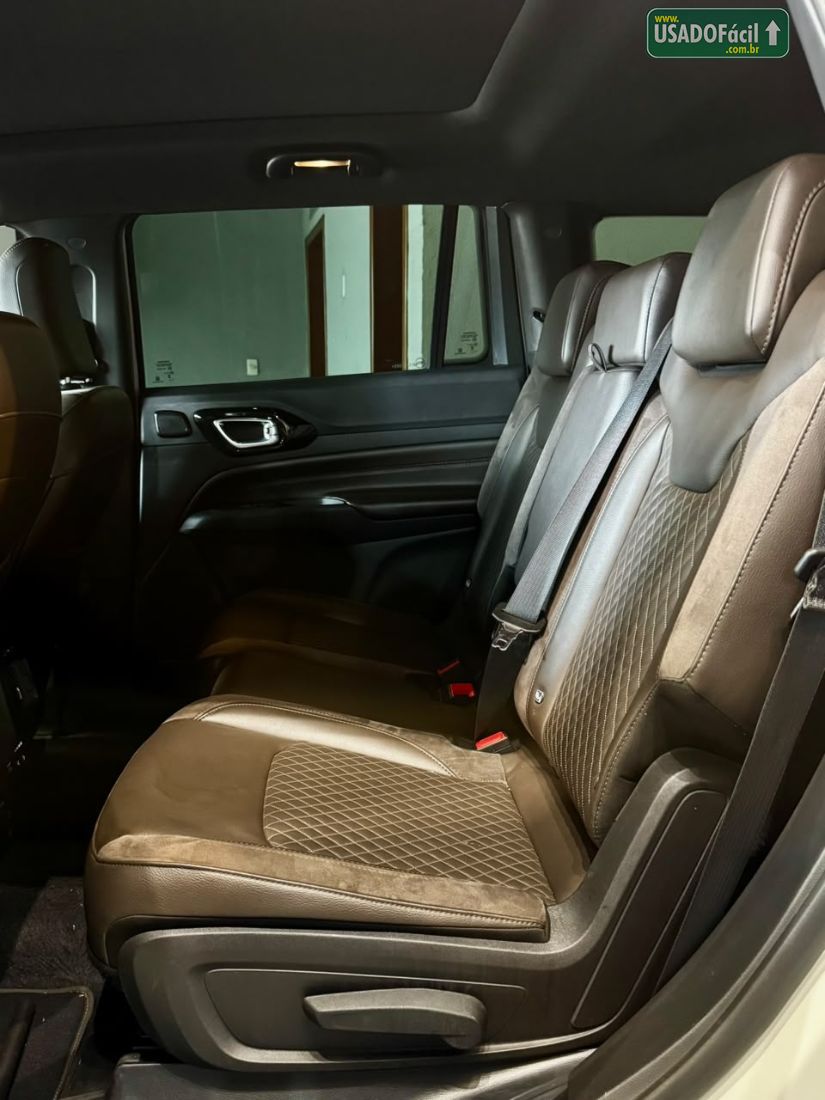 Jeep Commander Limited T270 1.3 Turbo Automático Flex 2022/2022 — foto 6 de 15