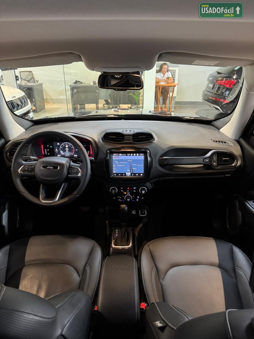 Jeep Renegade Longitude Night Eagle 1.3 Turbo Automático Flex 2024/2025 — foto 15 de 26