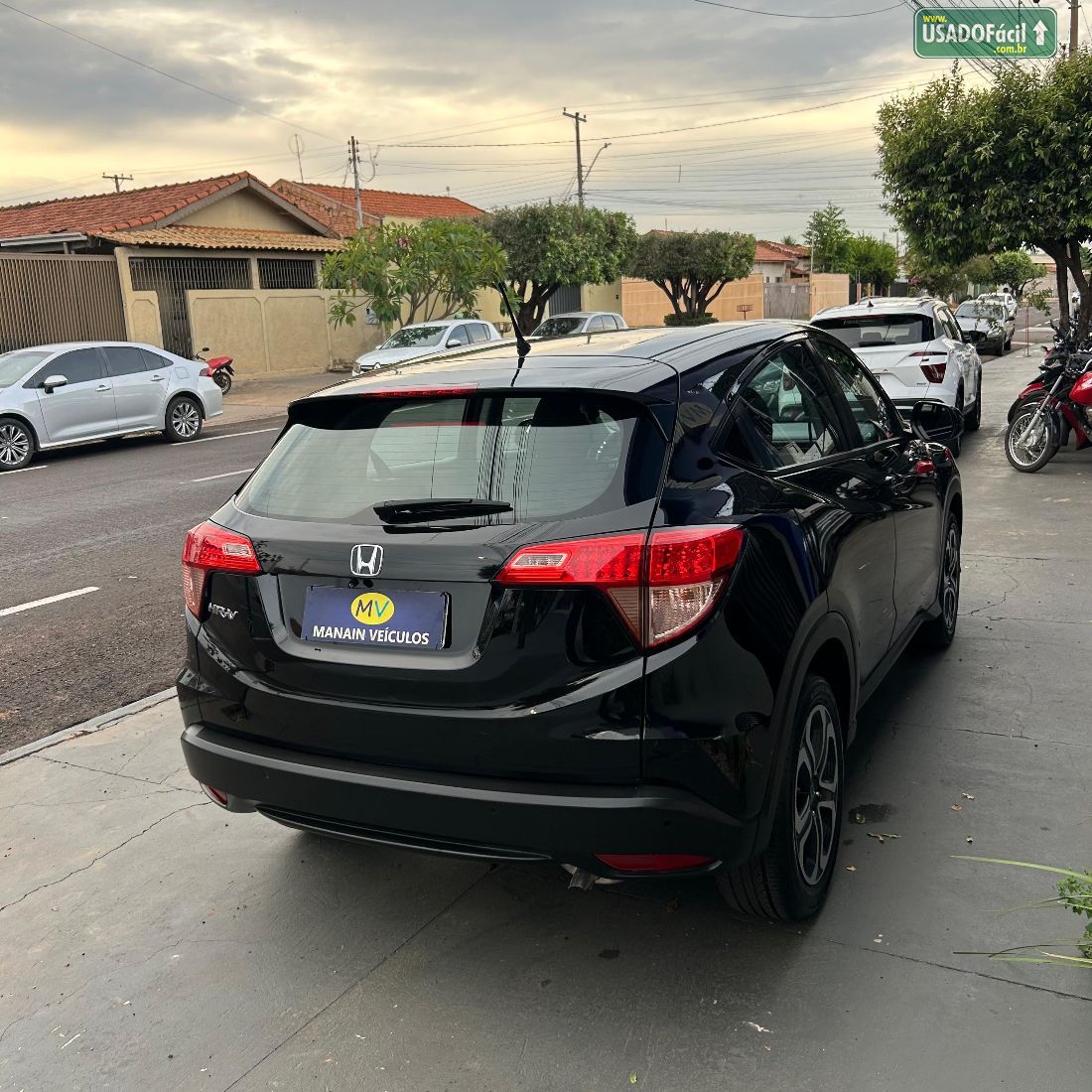 Honda HRV EX 1.8 Automático Flex 2016/2017 — foto 5 de 9