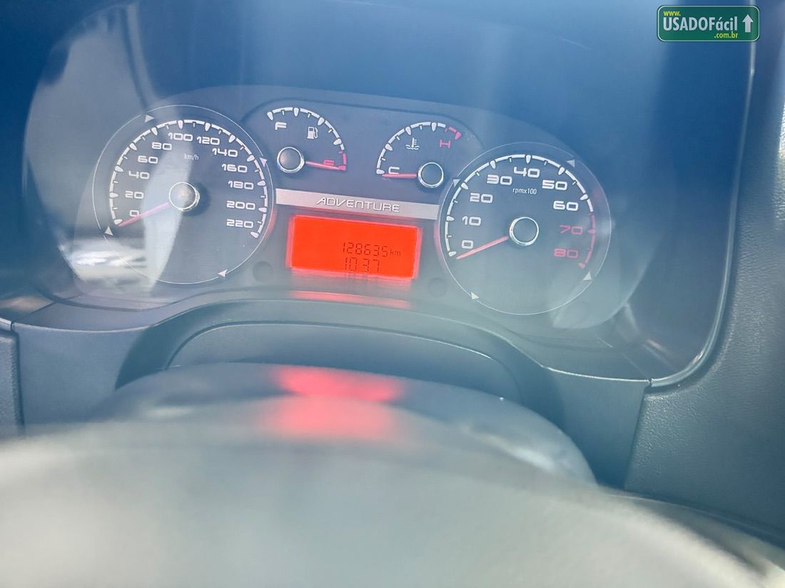Fiat Strada Adventure Locker CE 1.8 Flex 2016/2016 — foto 8 de 8