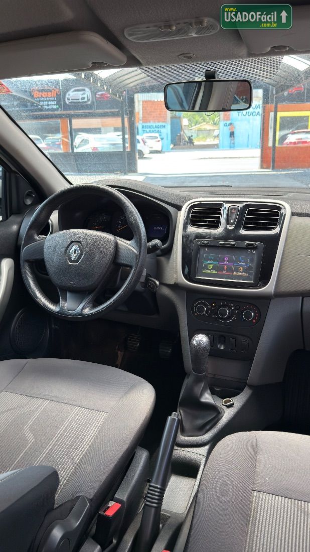 Renault Logan Expression 1.6 Hi-Flex 2016/2017 — foto 14 de 16