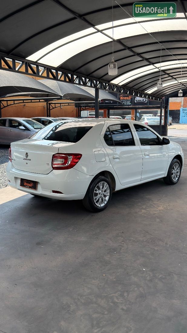 Renault Logan Expression 1.6 Hi-Flex 2016/2017 — foto 3 de 16