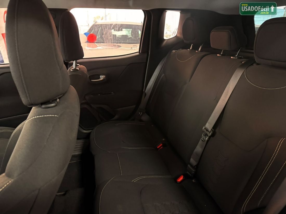 Jeep Renegade Altitude T270 1.3 Turbo Automático Flex 2025/2026 — foto 12 de 12