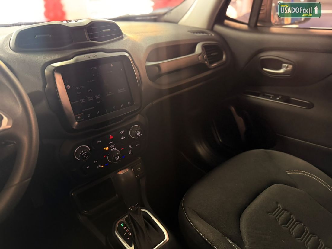 Jeep Renegade Altitude T270 1.3 Turbo Automático Flex 2025/2026 — foto 9 de 12