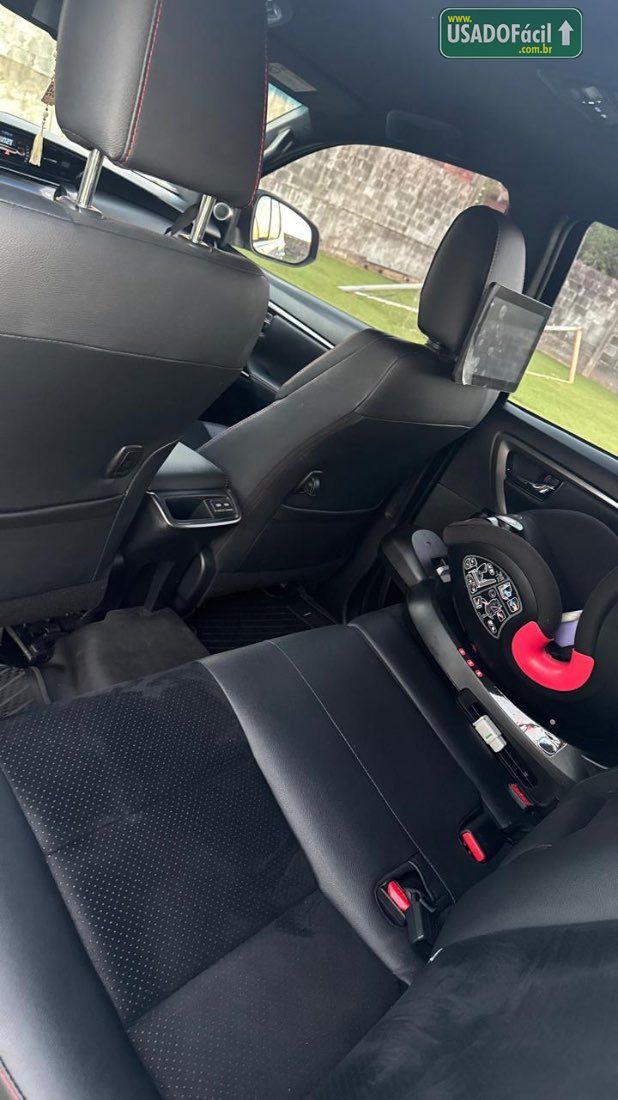 TOYOTA Hilux SW4 GRS 2.8 4x4 Turbo Automático 7 lugares 2023/2023 — foto 8 de 22