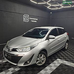 Toyota Yaris Hatch XL 1.3 Automático Flex