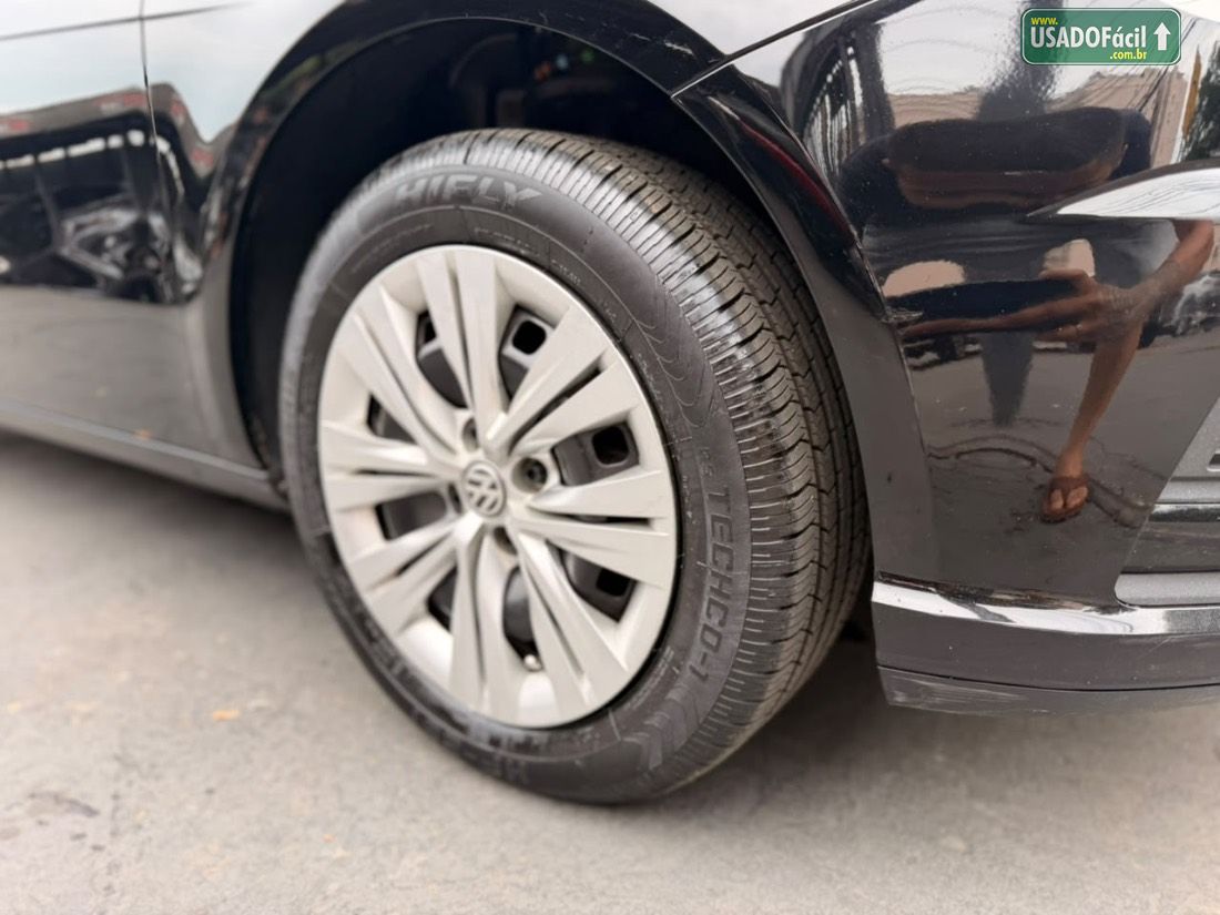Volkswagen Voyage 1.6 MSi Automático Flex 2021/2022 — foto 12 de 20