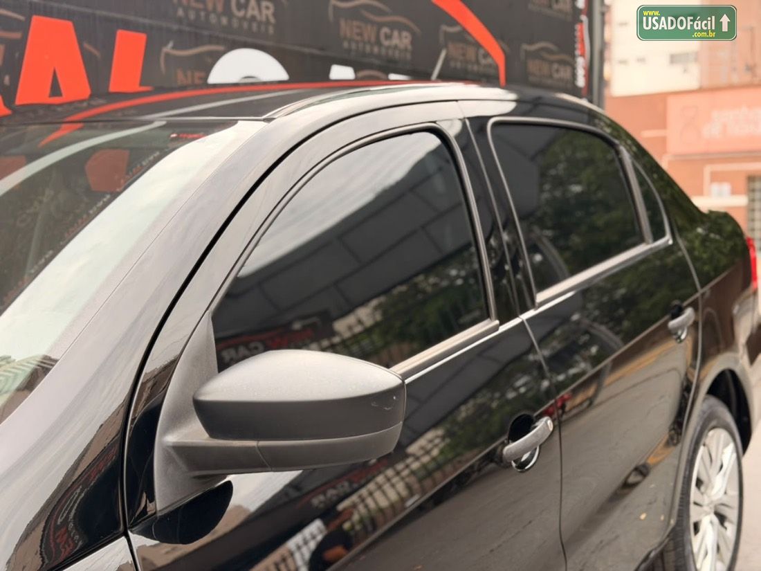 Volkswagen Voyage 1.6 MSi Automático Flex 2021/2022 — foto 6 de 20