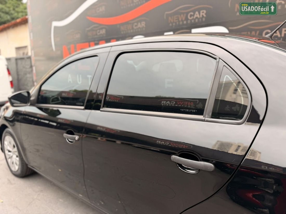 Volkswagen Voyage 1.6 MSi Automático Flex 2021/2022 — foto 8 de 20