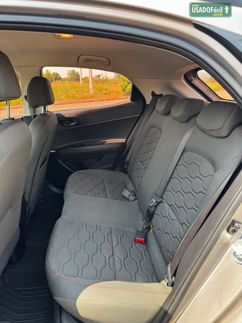 Hyundai HB20X Hatch Evolution 1.6 Automático Flex 2020/2021 — foto 9 de 11