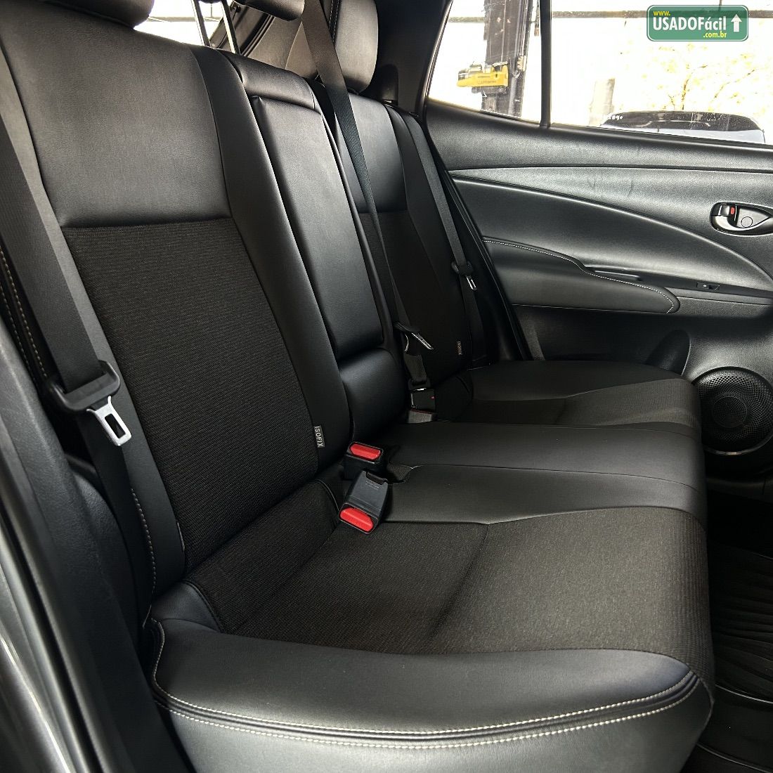 Toyota Yaris Hatch XS 1.5 Automático Flex 2022/2023 — foto 9 de 10