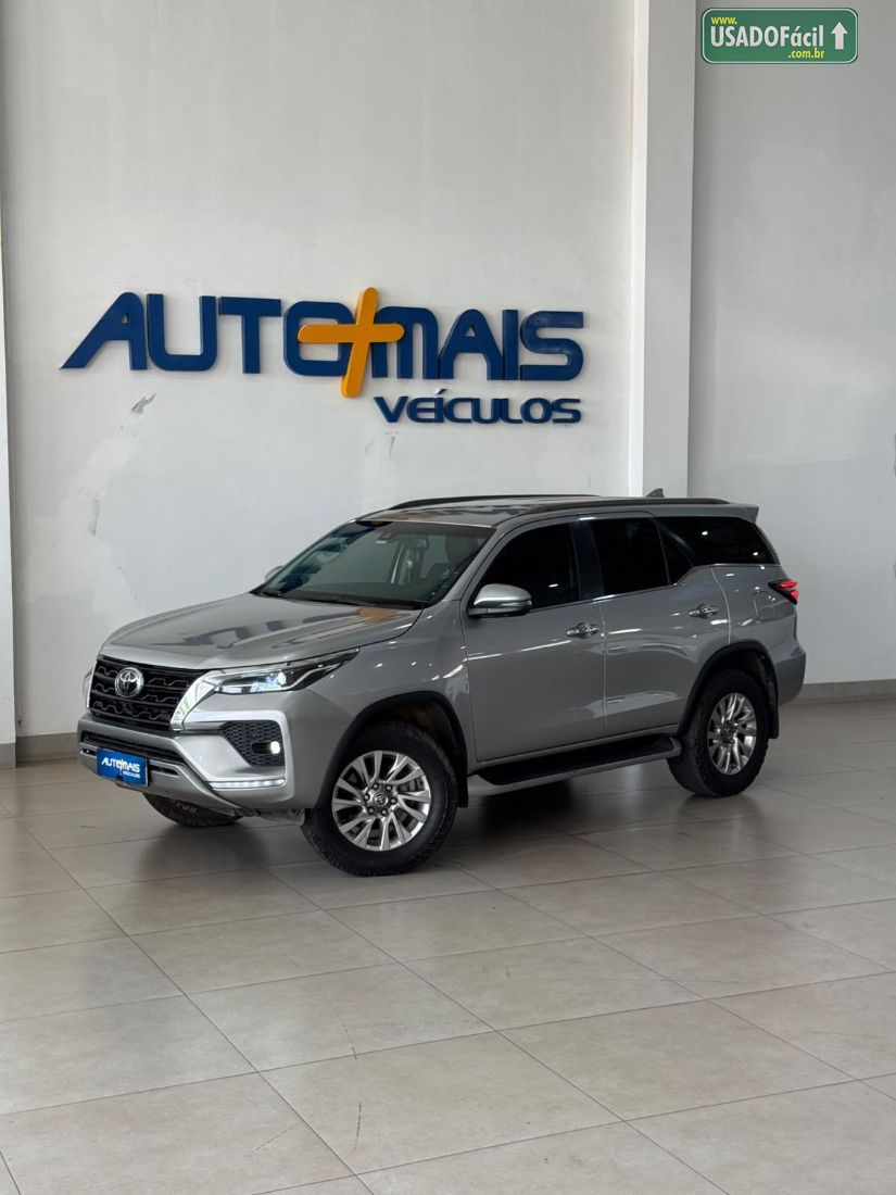 Toyota Hilux SW4 SRX 2.8 4x4 TDI Automático Diesel 2022/2022 — foto 11 de 14