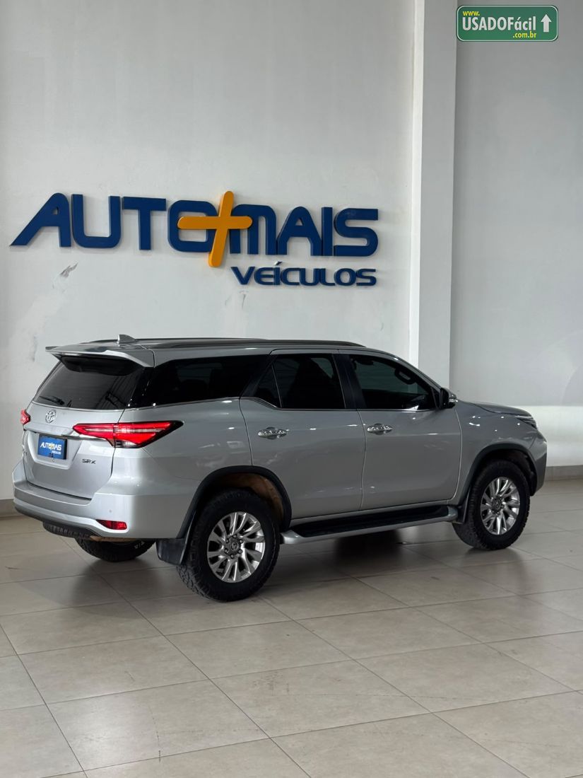 Toyota Hilux SW4 SRX 2.8 4x4 TDI Automático Diesel 2022/2022 — foto 12 de 14
