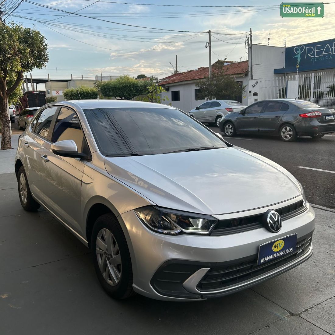 Volkswagen Polo 1.0 TSI Flex 2023/2024 — foto 3 de 9