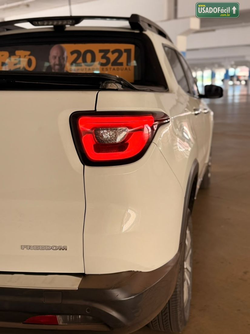 Fiat Toro Freedom 1.8 Automático Flex 2019/2019 — foto 8 de 17