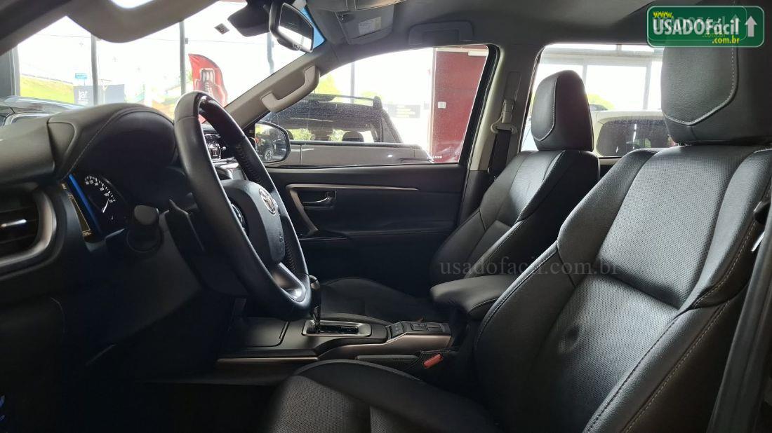 TOYOTA hilux SW4 SRX automático 7 LUGARES 2023/2024 — foto 8 de 11