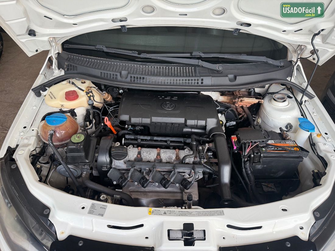 Volkswagen Voyage City 1.0 Mi Total Flex 2013/2014 — foto 10 de 10