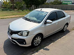 Toyota Etios Sedan X Plus 1.5 Mecânico Flex