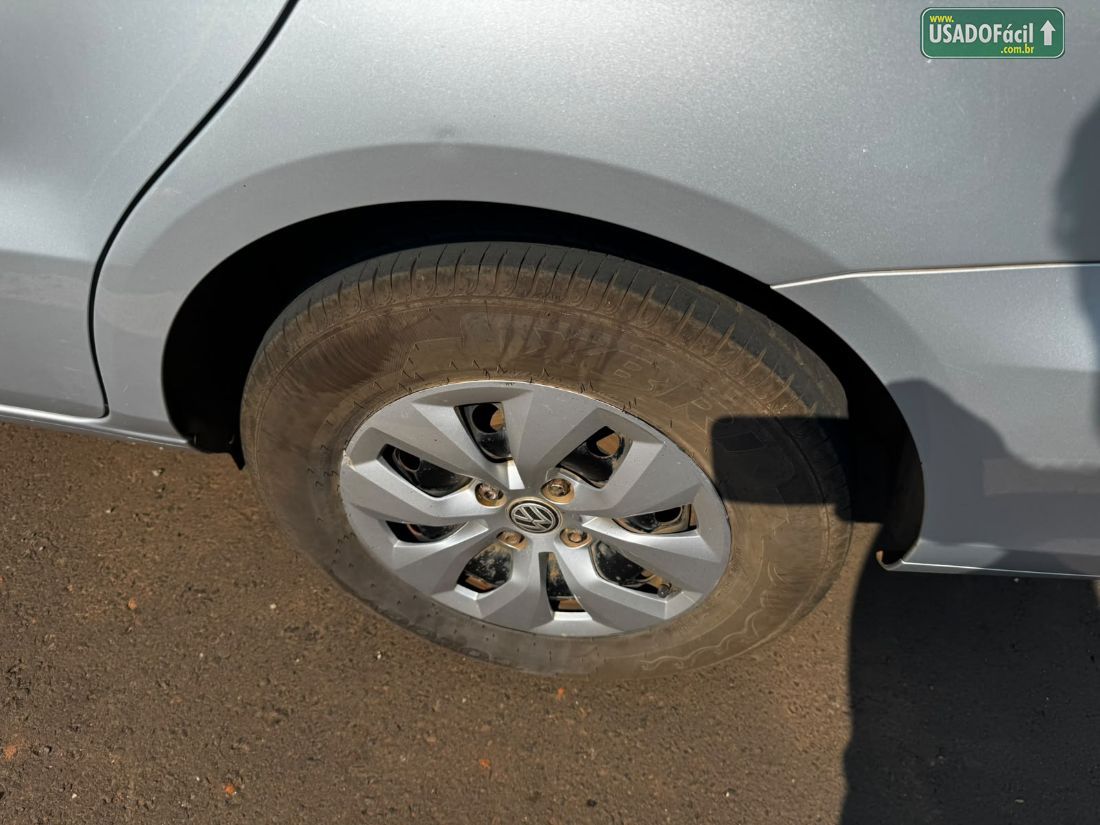 Volkswagen Voyage Trendline 1.6 Total Flex 2015/2016 — foto 3 de 12