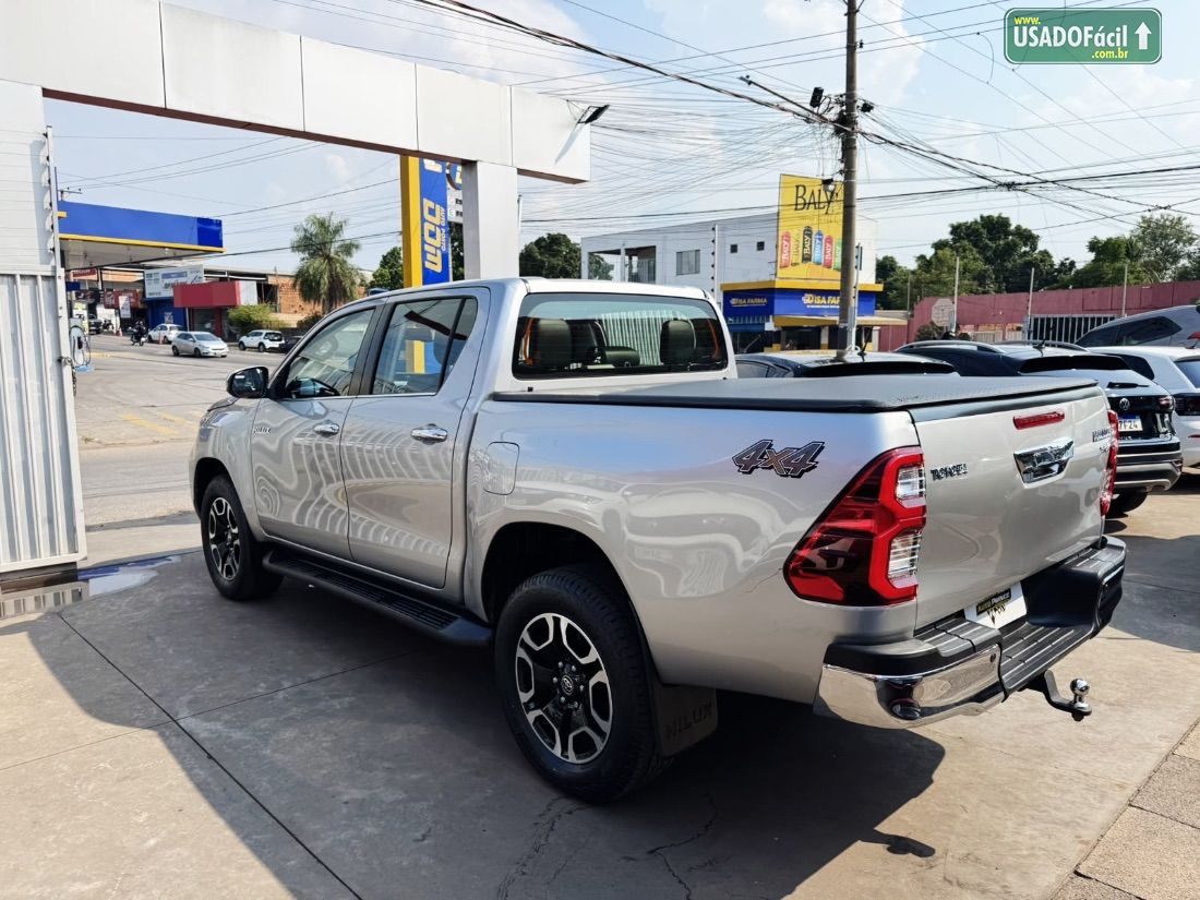 Toyota Hilux SRX CD 2.8 4x4 TDI Automático Diesel 2021/2022 — foto 5 de 10