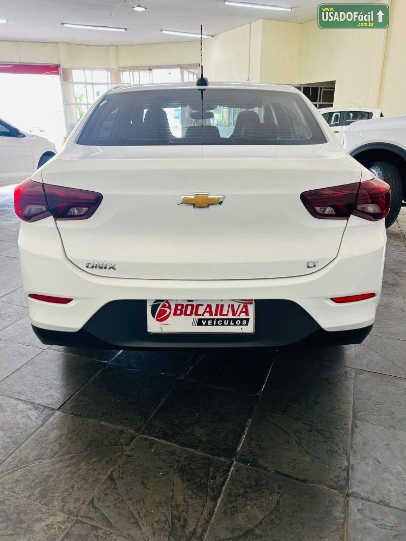 CHEVROLET/GM Onix Sedan Plus LT 1.0 Mecânico Flex 2023/2024 — foto 6 de 10
