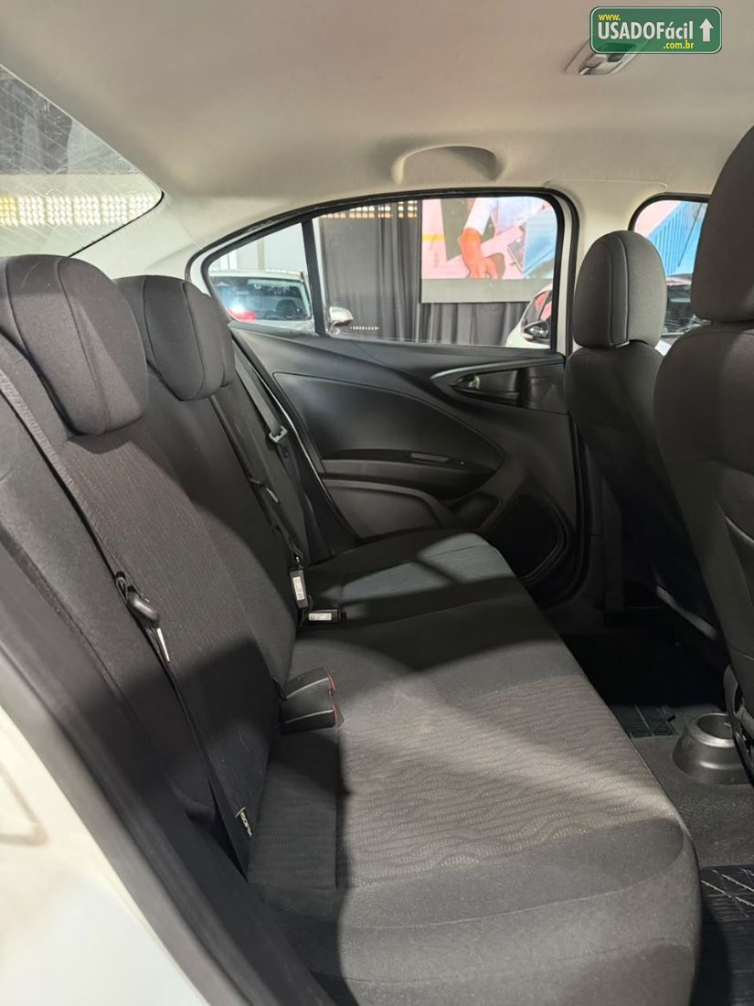 Fiat Cronos Drive 1.3 Automático Flex 2023/2024 — foto 10 de 14