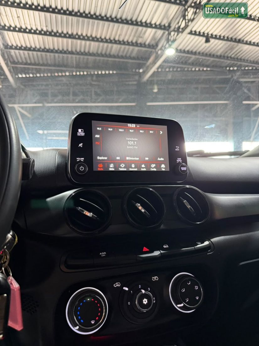 Fiat Cronos Drive 1.3 Automático Flex 2023/2024 — foto 5 de 14