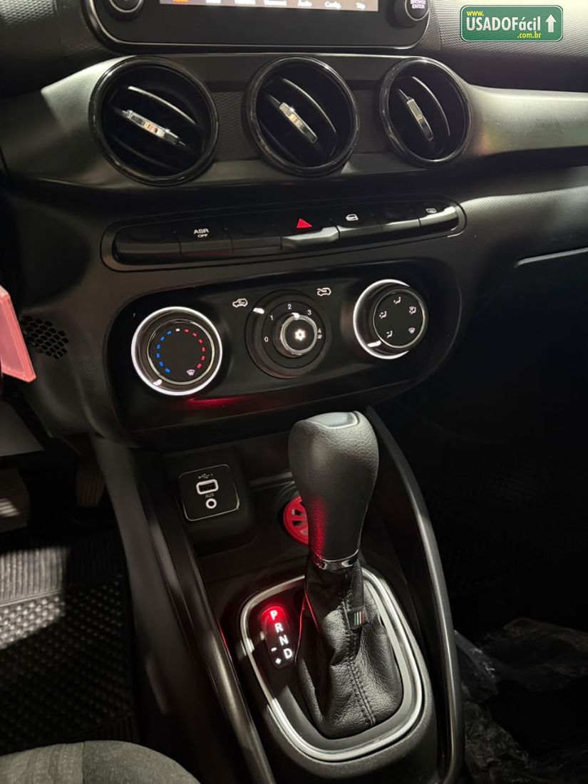 Fiat Cronos Drive 1.3 Automático Flex 2023/2024 — foto 6 de 14
