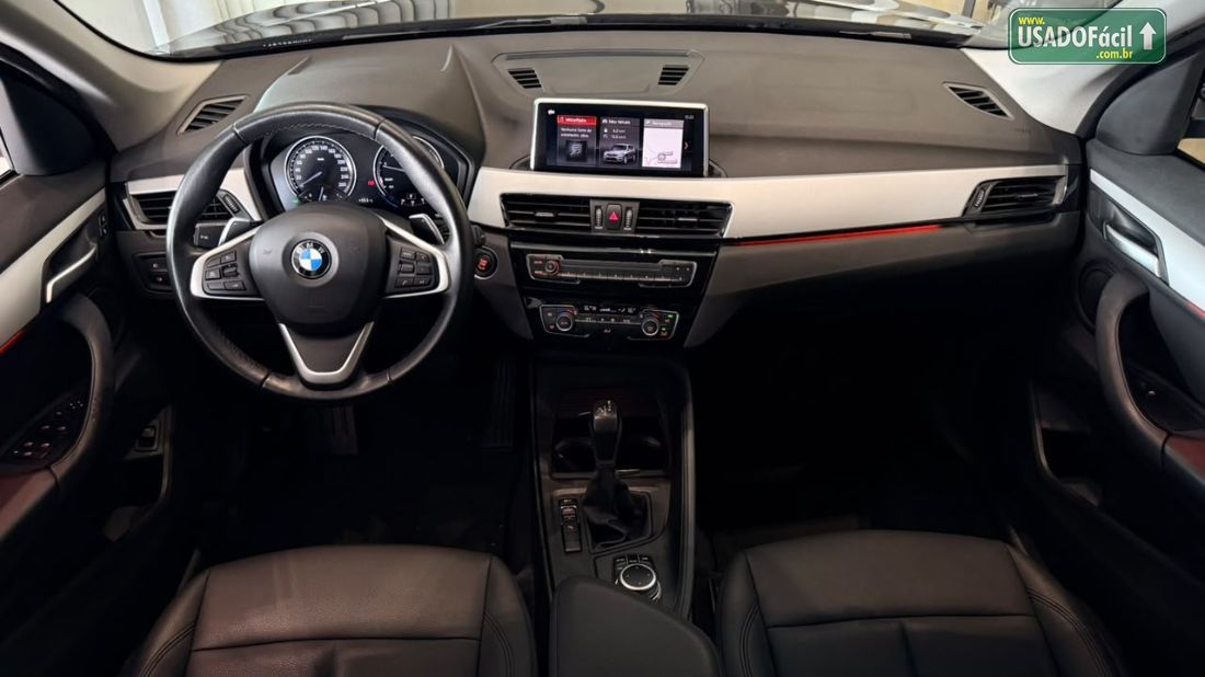 BMW BMW X1 Sdrive 20i 2.0 Turbo 2020/2021 — foto 10 de 13
