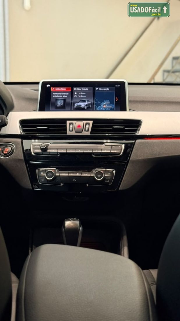 BMW BMW X1 Sdrive 20i 2.0 Turbo 2020/2021 — foto 6 de 13
