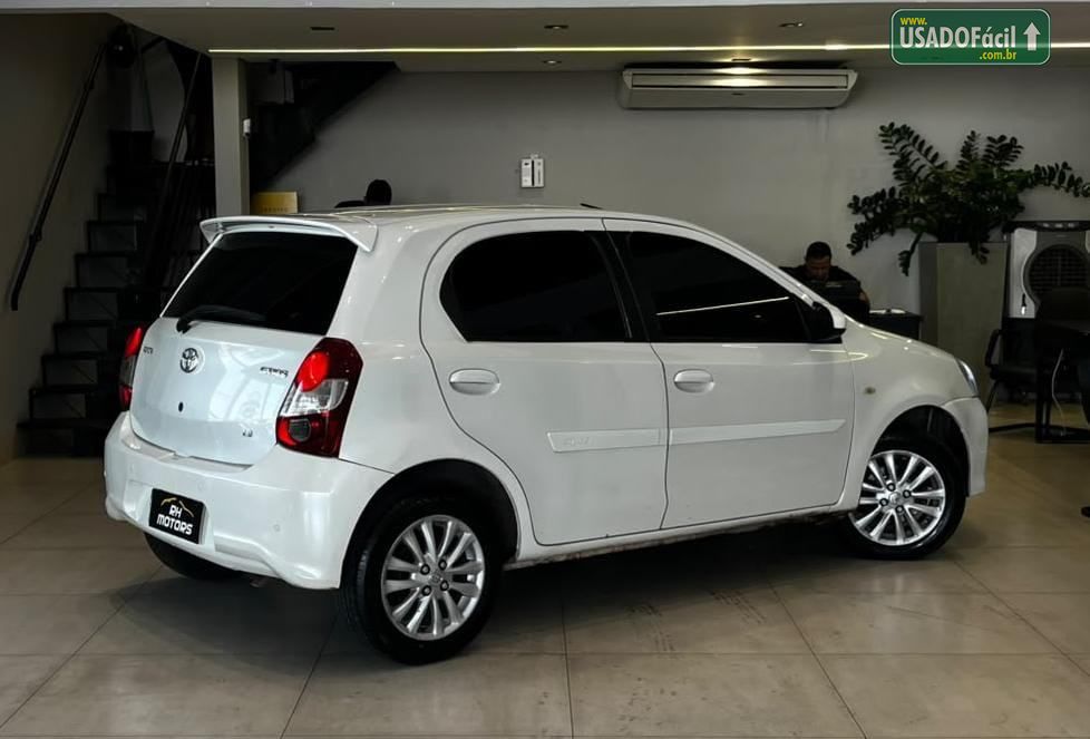 Toyota Etios Hatch X 1.3 Automático Flex 2020/2020 — foto 4 de 8