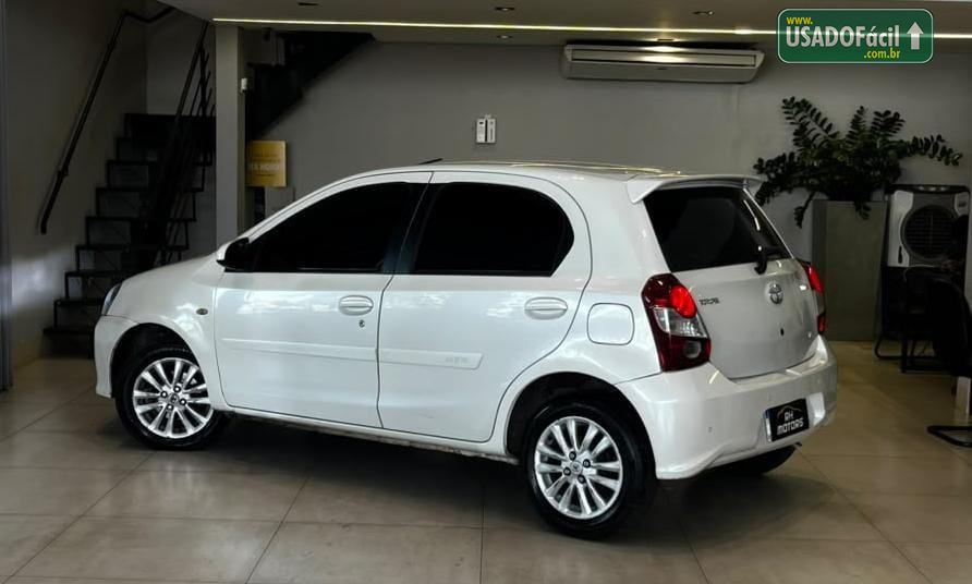 Toyota Etios Hatch X 1.3 Automático Flex 2020/2020 — foto 6 de 8