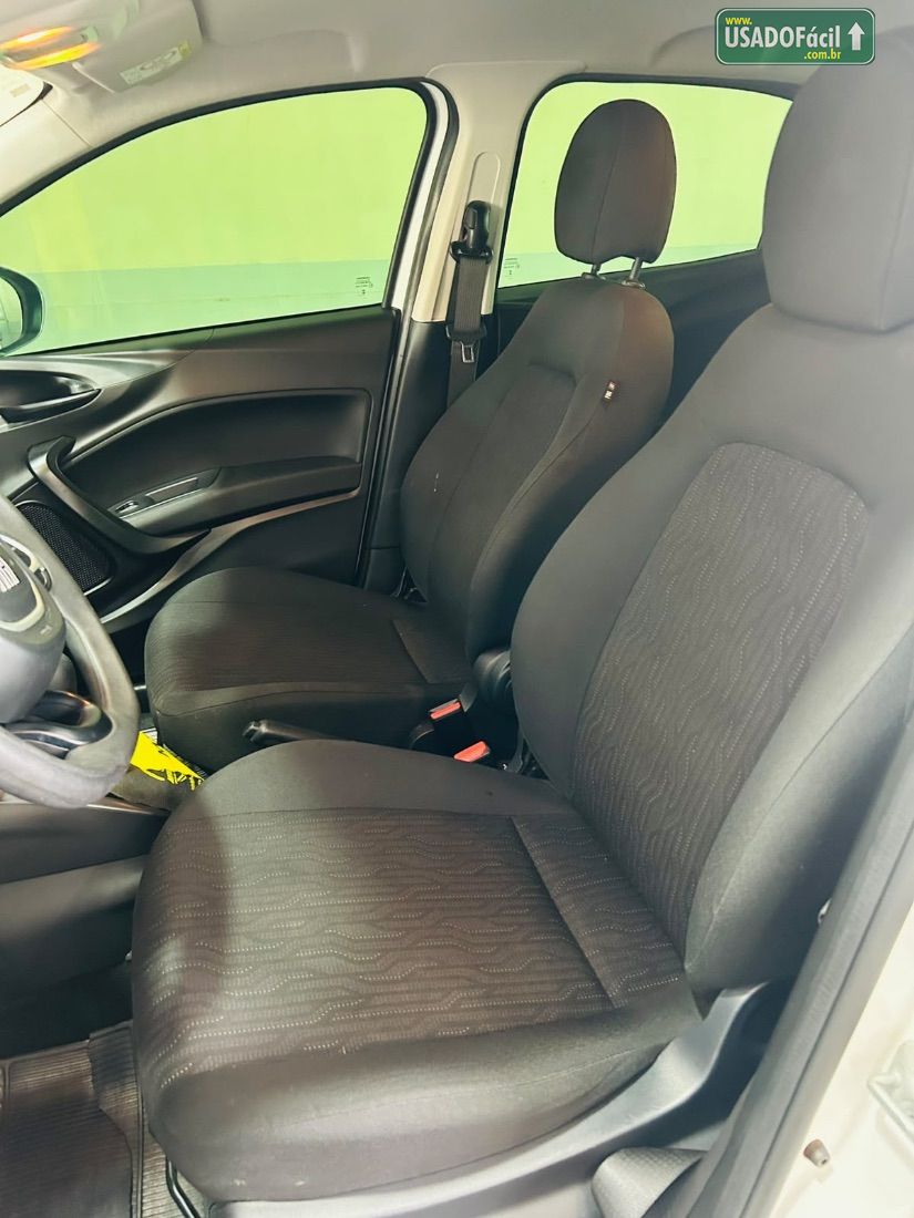 FIAT Cronos Drive 1.3 Automático Flex 2024/2025 — foto 7 de 11