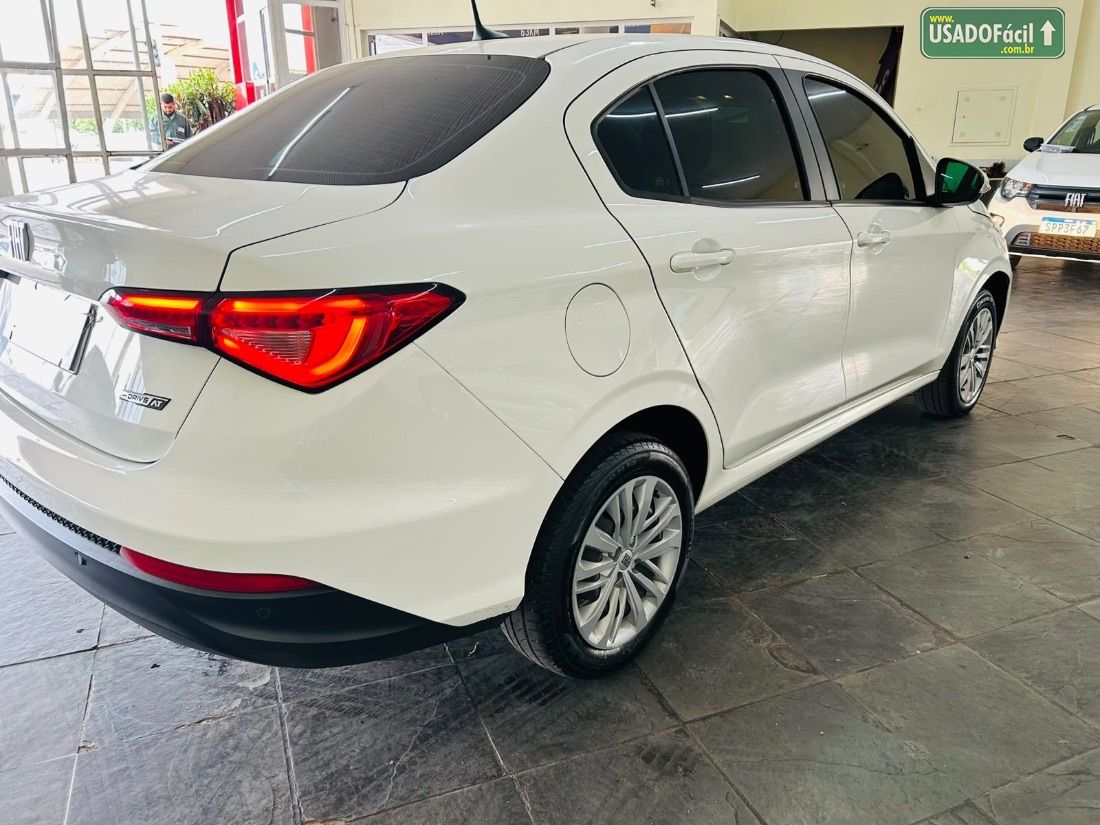 FIAT Cronos Drive 1.3 Automático Flex 2024/2025 — foto 9 de 11