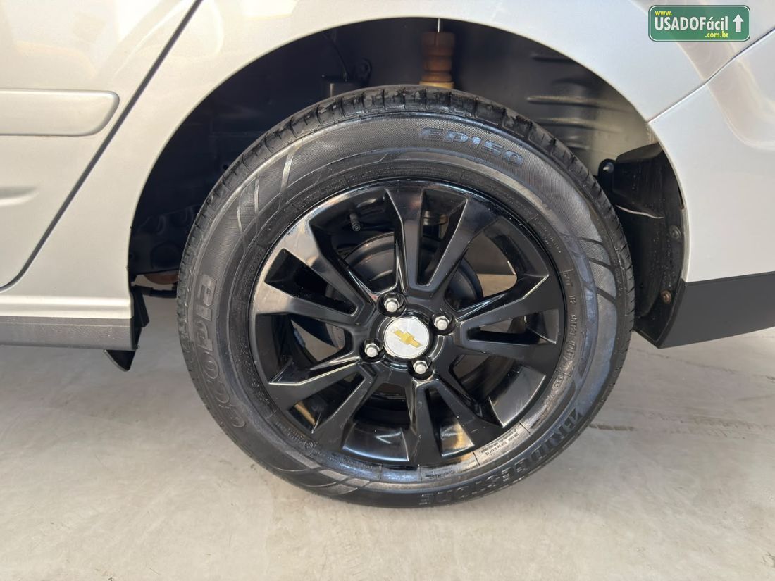 CHEVROLET/GM Prisma Sedan LTZ 1.4 FlexPower 2015/2015 — foto 18 de 19