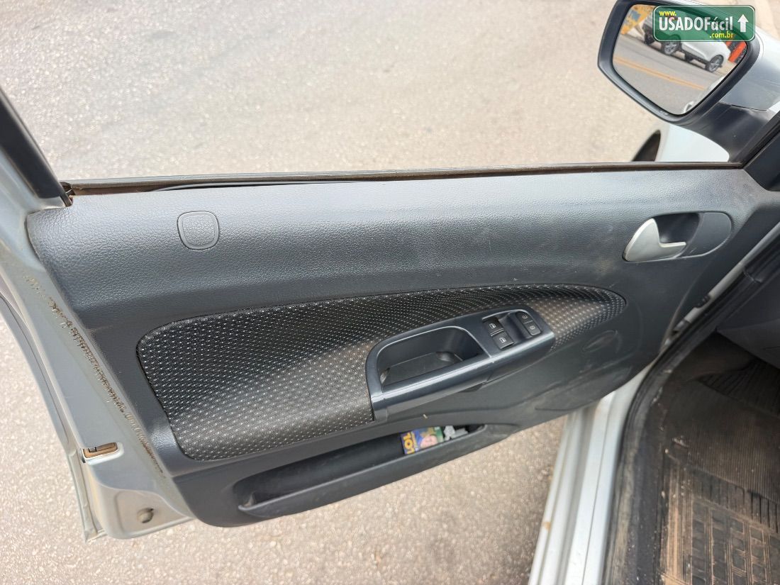 Volkswagen Gol Trendline 1.6 4P Total Flex 2015/2015 — foto 6 de 8