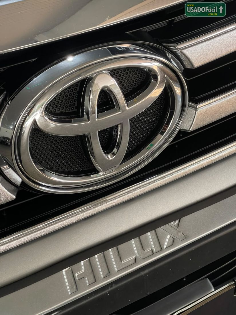 Toyota Hilux SRV CD 2.8 4x4 TDI Automático Diesel 2016/2016 — foto 10 de 24