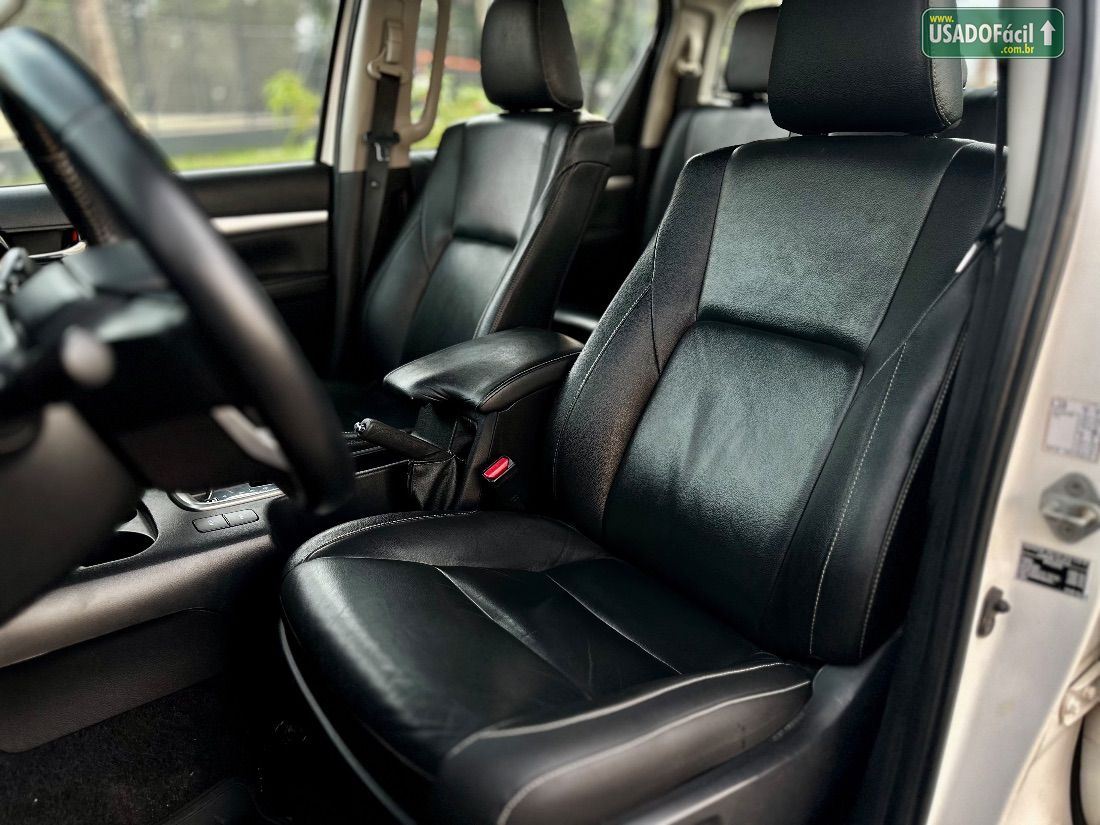 Toyota Hilux SRV CD 2.8 4x4 TDI Automático Diesel 2022/2022 — foto 16 de 18