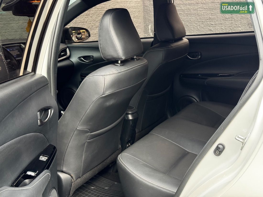 Toyota Yaris Hatch XLS 1.5 Automático Flex 2022/2023 — foto 18 de 23