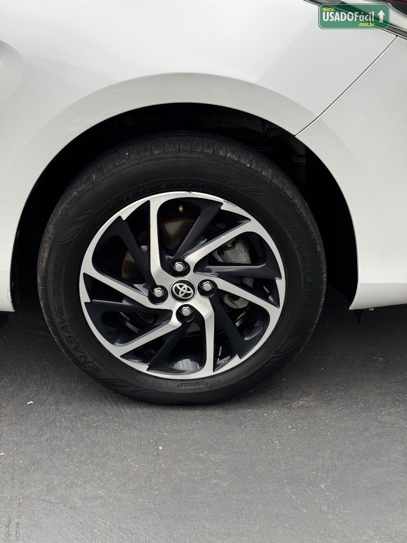 Toyota Yaris Hatch XLS 1.5 Automático Flex 2022/2023 — foto 23 de 23