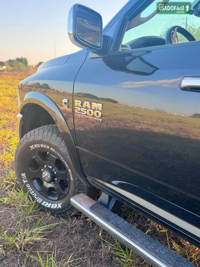 RAM Ram 2500 Laramie CD 6.7 TDI 4x4 Diesel 2016/2016 — foto 6 de 10