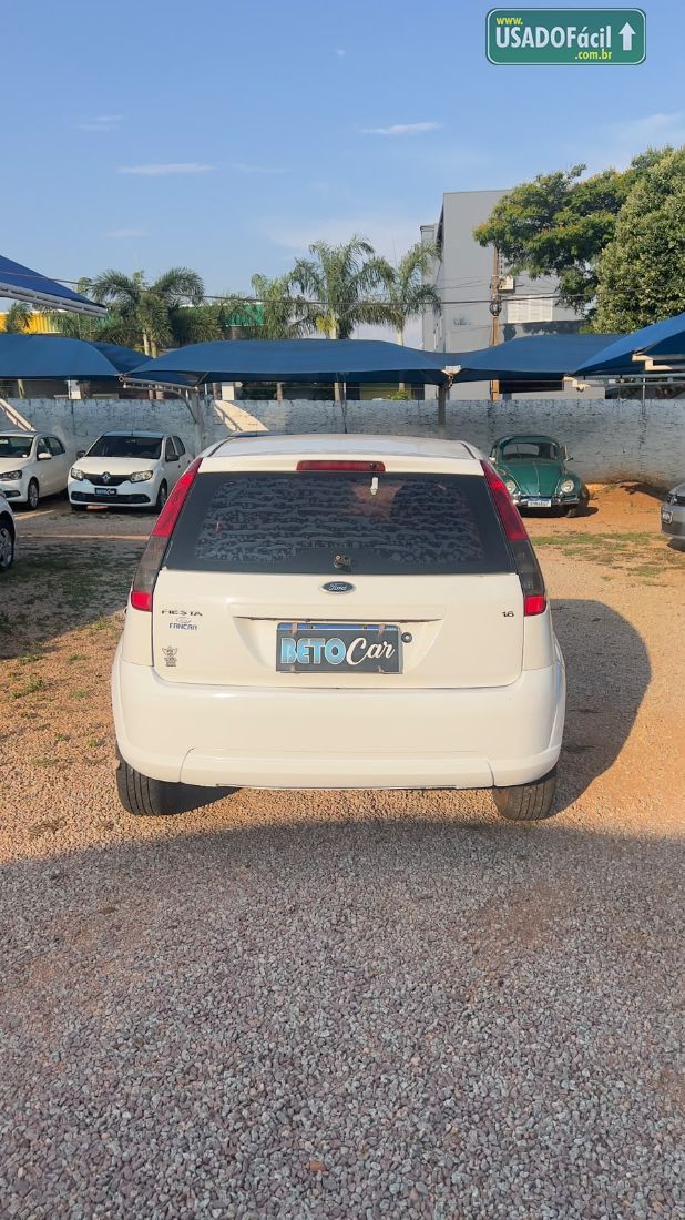 Ford Fiesta Hatch 1.6 Mecânico Flex 5P 2013/2014 — foto 4 de 11