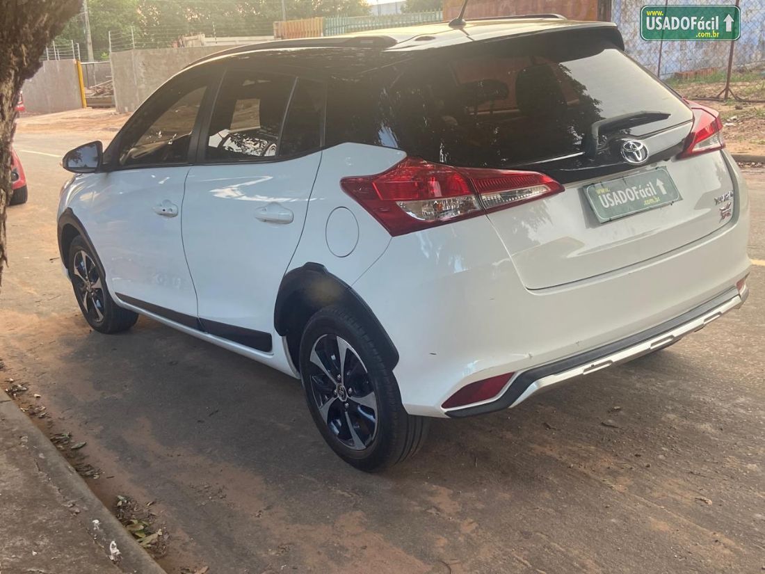 Toyota Yaris Hatch X-Way Connect 1.5 Automático Flex 2020/2021 — foto 2 de 12